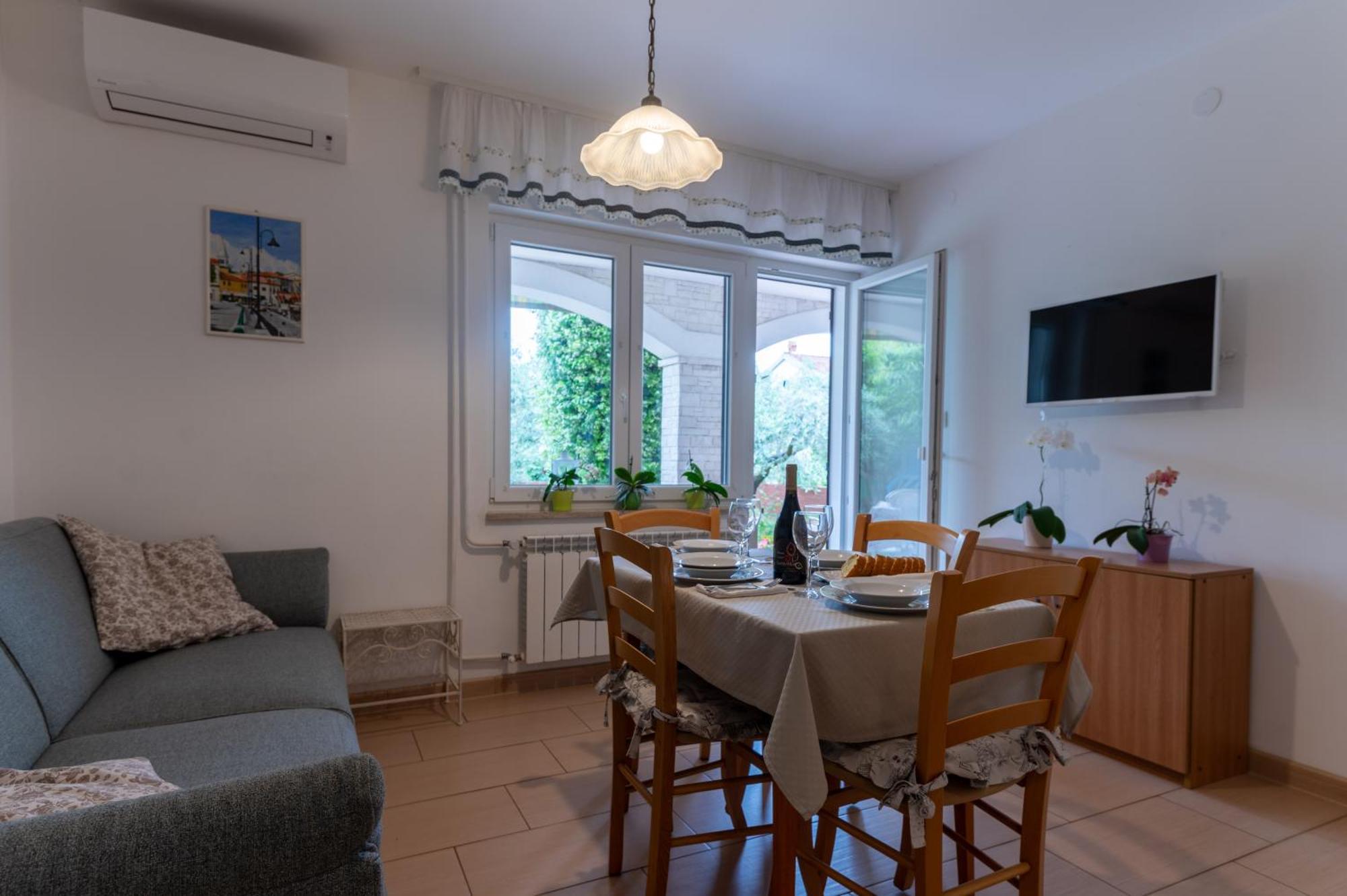 Apartments Mirella Novigrad Istria المظهر الخارجي الصورة