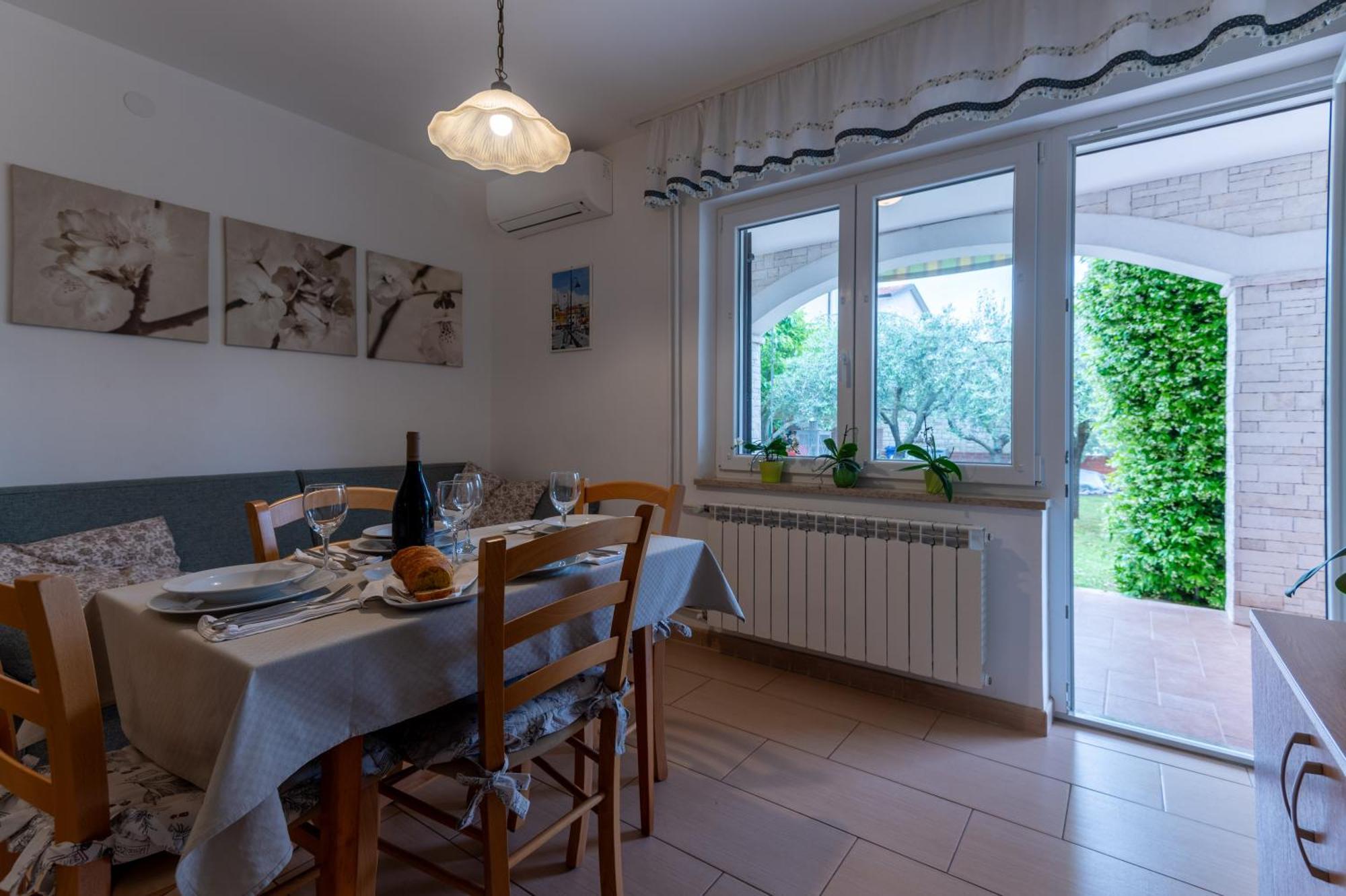 Apartments Mirella Novigrad Istria المظهر الخارجي الصورة